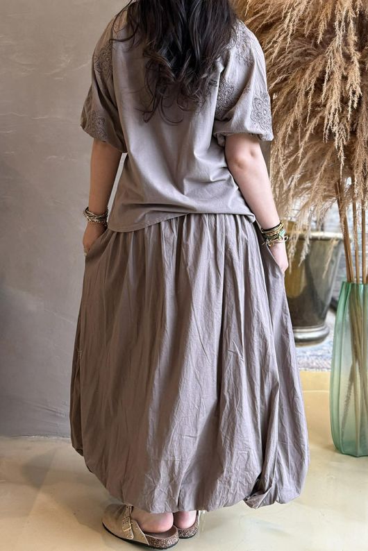 Atik Bubble Sleeve Top Mocha /9=